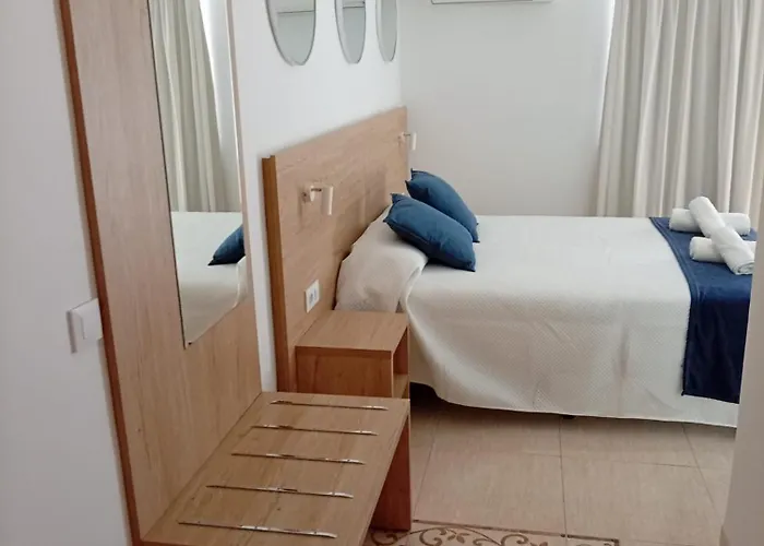 Iberflat Marynton 2* بينيكارلو